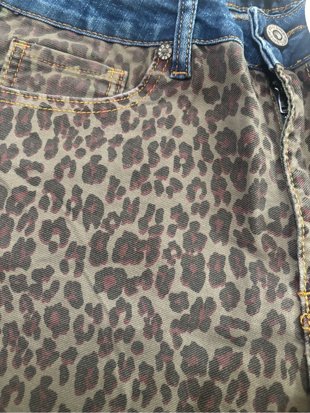 Umgee Denim Leopard Print Panel Flare Jeans — NWT - See Measurements!! - Picture 6 of 6